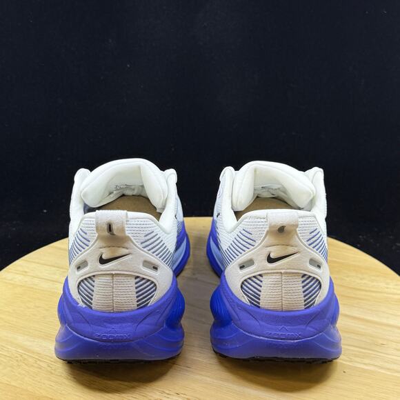 Nike Mens Air Zoom Vomero 18 HM6803-104 White Running Shoes Sneakers Size 8 - Picture 3 of 10